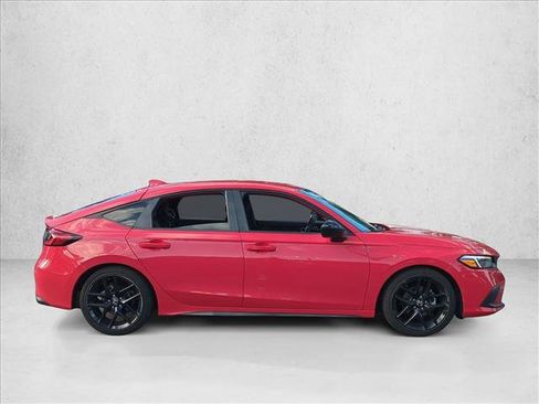 Used 2023 Honda Civic Sport image 4