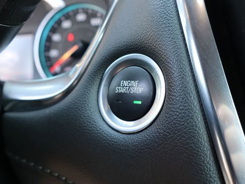Used 2023 Chevrolet Traverse LT AWD/4WD image 18