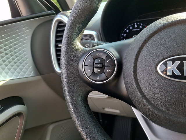Used 2021 Kia Soul LX FWD image 20