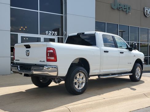 Used 2024 RAM 2500 Big Horn w/ Towing Technology Group AWD/4WD image 4