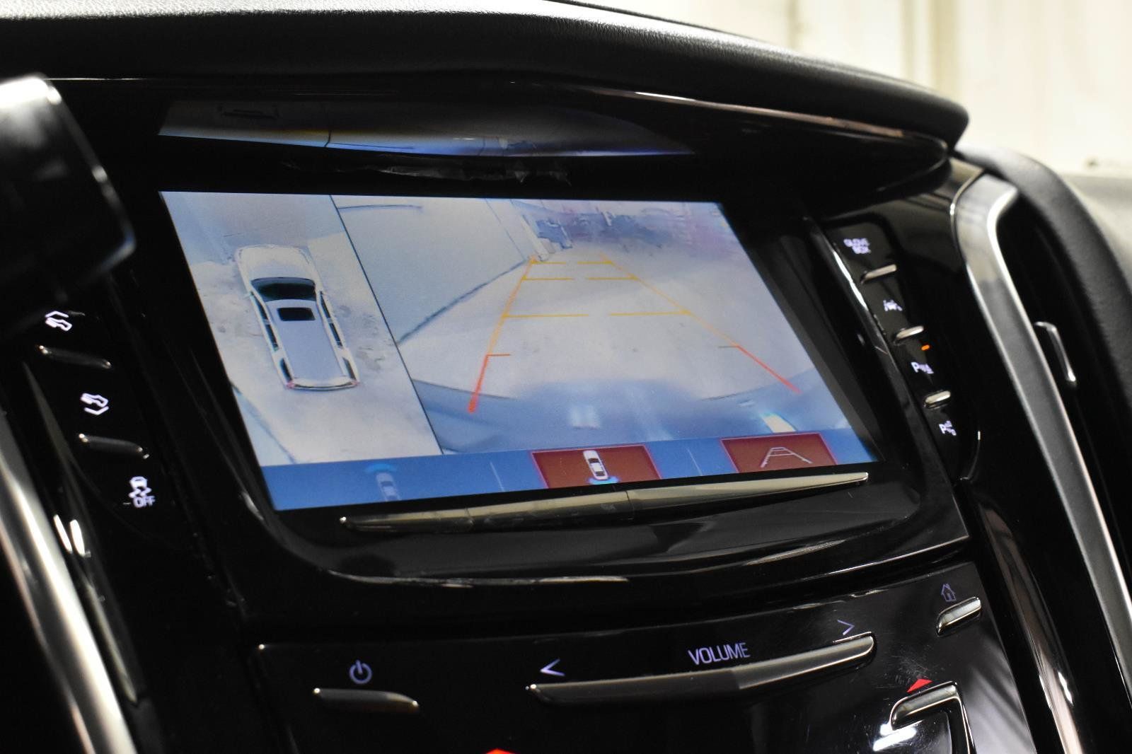 Used 2020 Cadillac Escalade Premium Luxury w/ Escalade Sport Edition AWD/4WD image 20