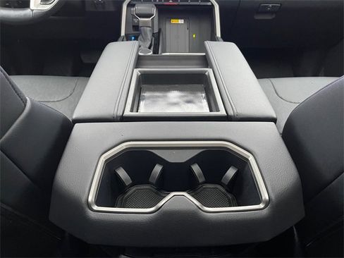 Used 2024 Toyota Tundra Limited image 20