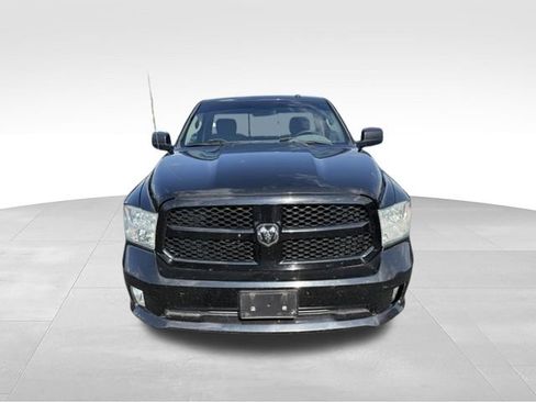 Used 2014 RAM 1500 Express RWD image 14