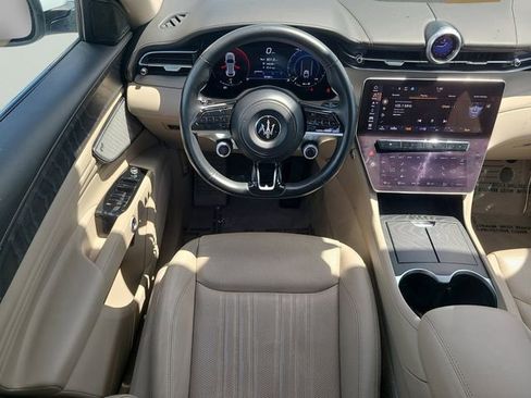 Used 2023 Maserati Grecale GT image 16