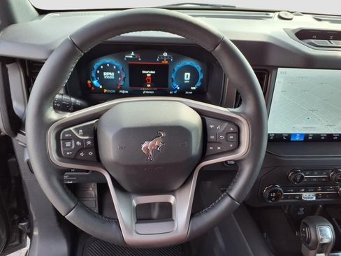 New 2025 Ford Bronco Badlands image 24