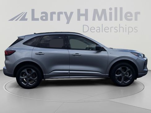 Used 2024 Ford Escape ST-Line AWD/4WD image 6