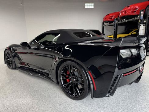 Used 2016 Chevrolet Corvette Z06 w/ 2LZ Preferred Equipment Group RWD image 27