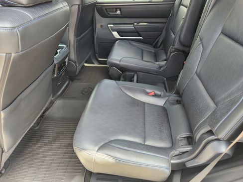 Used 2024 Toyota Sequoia Platinum AWD/4WD image 22