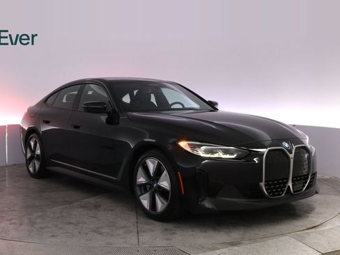 Used 2023 BMW i4 eDrive35 RWD image 12