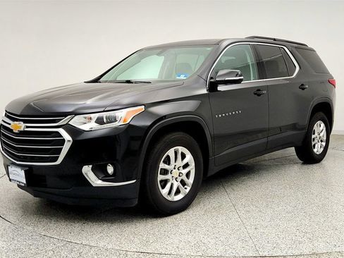 Used 2020 Chevrolet Traverse LT AWD/4WD image 1
