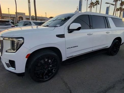 Certified 2023 GMC Yukon XL SLT image 4