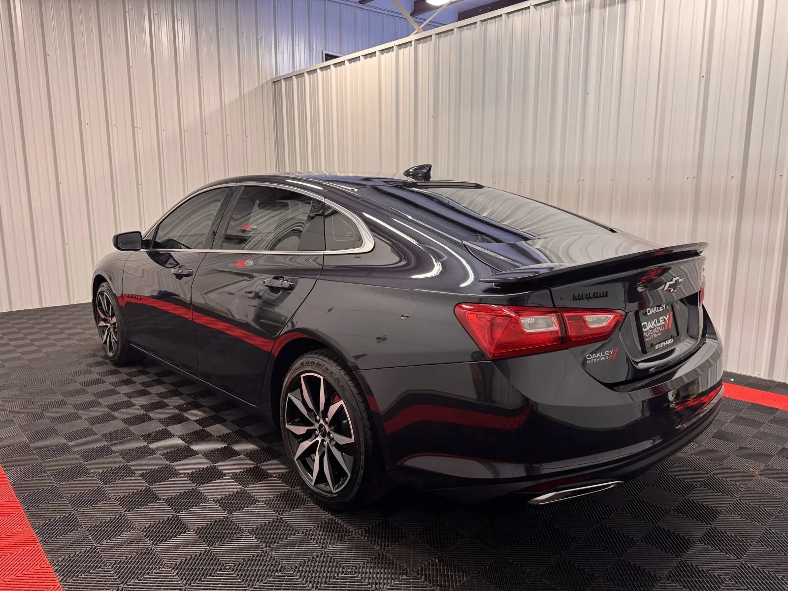 Used 2022 Chevrolet Malibu RS w/ LPO, Floor Liner Package FWD image 2