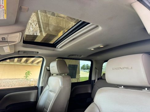 Used 2015 GMC Sierra 3500 Denali w/ Duramax Plus Package image 21