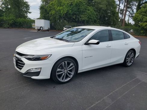 Used 2023 Chevrolet Malibu LT FWD image 3