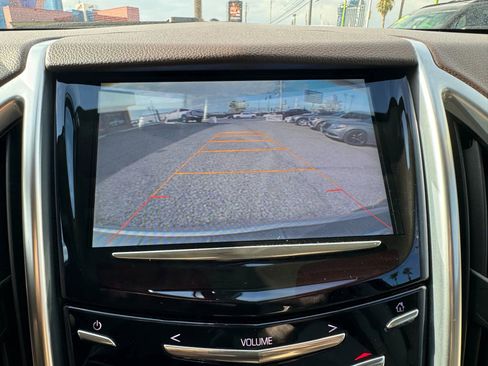 Used 2014 Cadillac SRX Luxury image 25