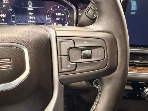 Used 2024 GMC Sierra 1500 SLE w/ Preferred Package image 33