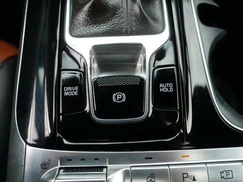 Used 2022 Kia Carnival SX Prestige FWD image 32