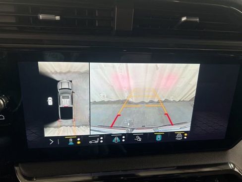 Used 2023 GMC Sierra 1500 AT4 image 19