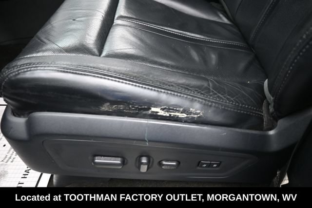 Used 2015 Lincoln Navigator 2WD image 18