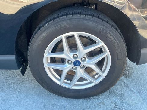 Used 2022 Ford Edge SEL w/ Convenience Package image 5