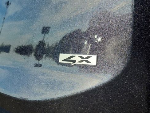 New 2025 Kia Telluride S image 5