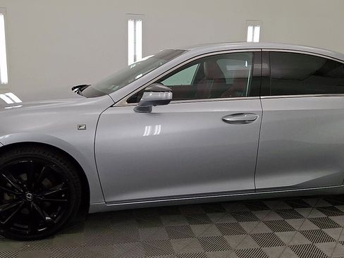 Used 2023 Lexus ES 350 F Sport w/ Accessory Package (Z2) image 9