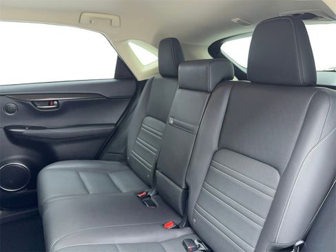 Used 2018 Lexus NX 300 FWD image 40
