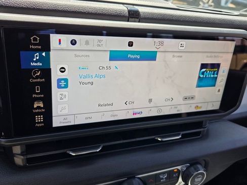 New 2026 Jeep Gladiator Sport image 10