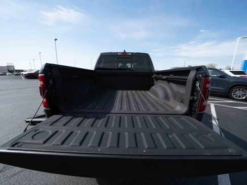 Used 2019 RAM 1500 Laramie image 26