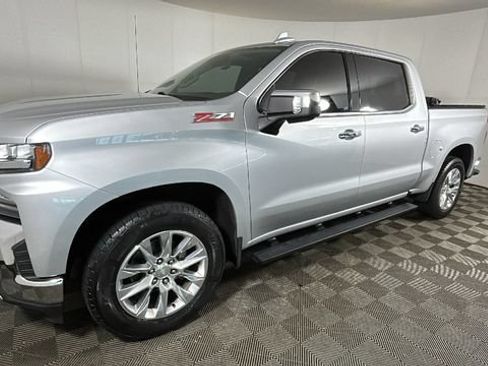 Used 2020 Chevrolet Silverado 1500 LTZ AWD/4WD image 6