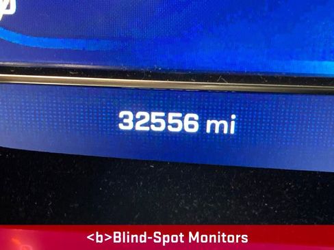 Used 2024 Chevrolet Suburban Z71 w/ Z71 Off-Road Package image 6