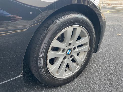 Used 2006 BMW 325i Sedan image 12