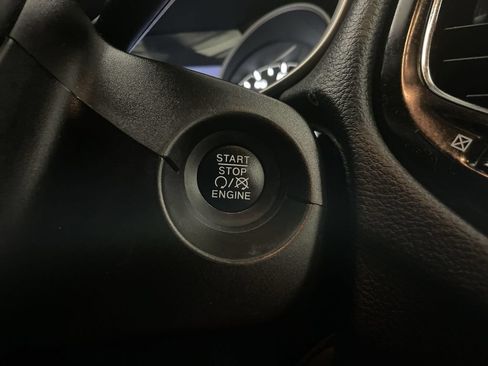 Used 2019 Jeep Compass Limited w/ Safety & Security Group AWD/4WD image 11