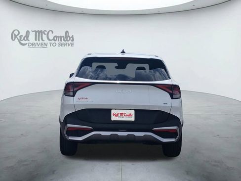 Used 2024 Kia Sportage LX image 4