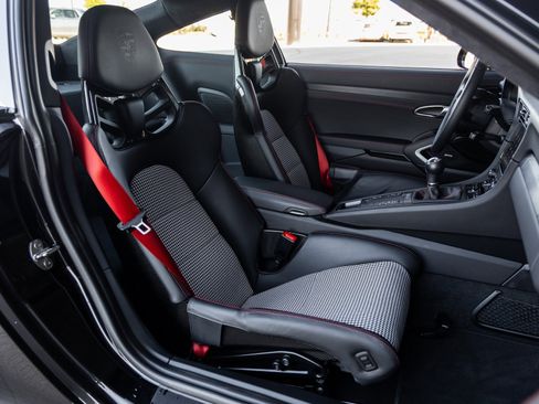 Used 2019 Porsche 911 GT3 image 37