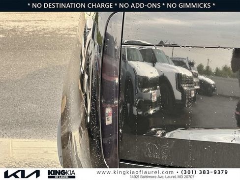 Used 2024 Land Rover Range Rover Long Wheelbase SE AWD/4WD image 29
