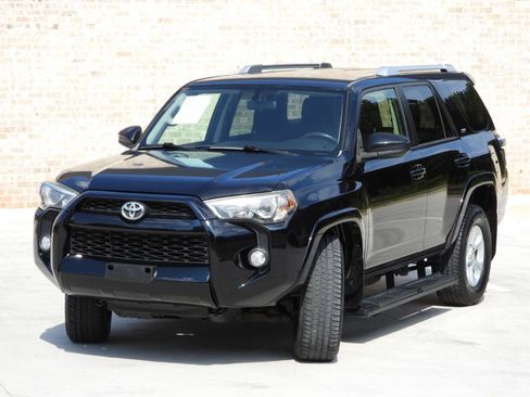 Used 2016 Toyota 4Runner 2WD SR5 image 17