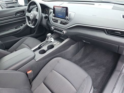 Used 2025 Nissan Altima 2.5 S image 16