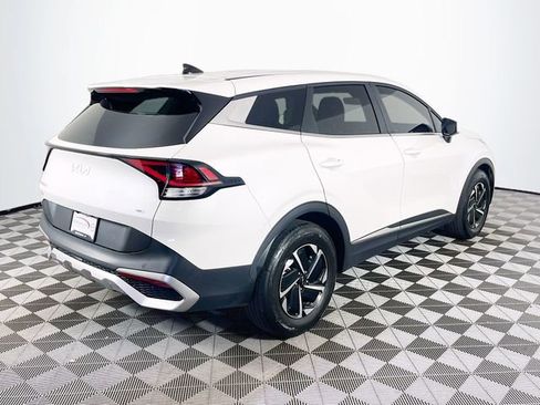 Used 2025 Kia Sportage LX FWD image 8