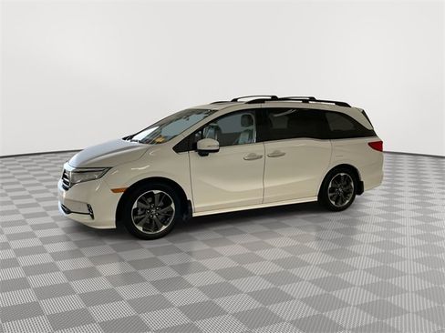 Used 2023 Honda Odyssey Elite image 5