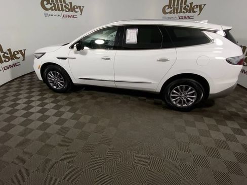 Used 2024 Buick Enclave Essence w/ Trailering Package, 5000 lbs. FWD image 5