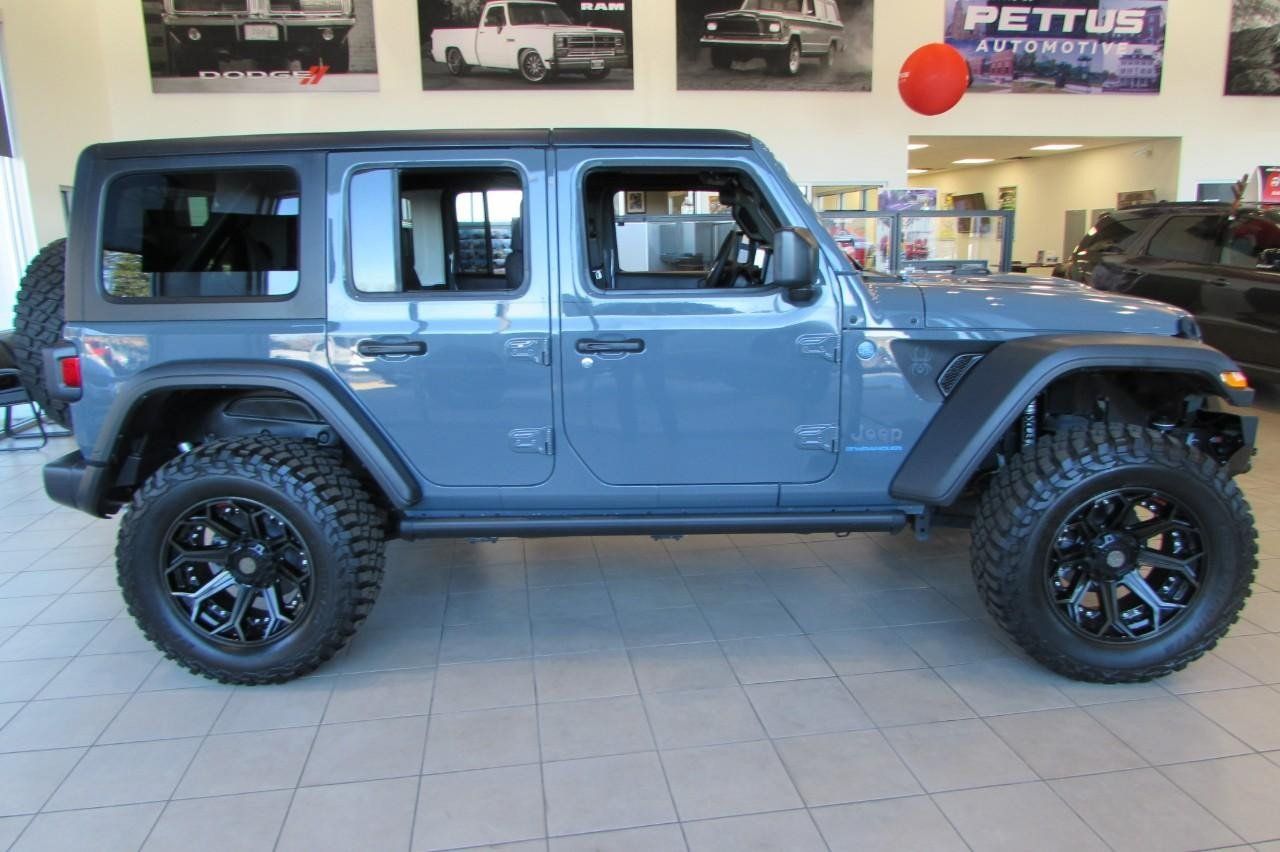 New 2024 Jeep Wrangler Unlimited AWD/4WD image 5