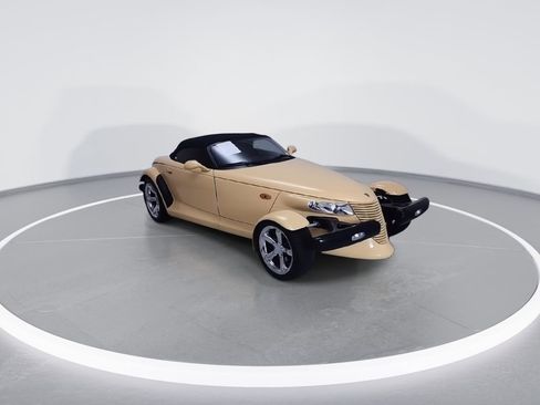 Used 2002 Chrysler Prowler RWD image 3