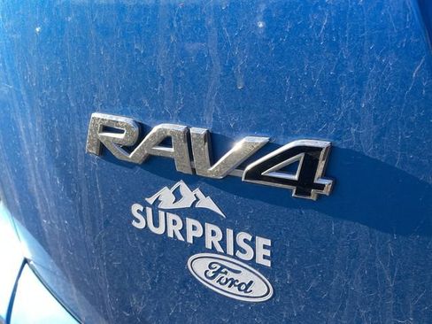Used 2017 Toyota RAV4 XLE w/ Plus Special Value Package FWD image 7