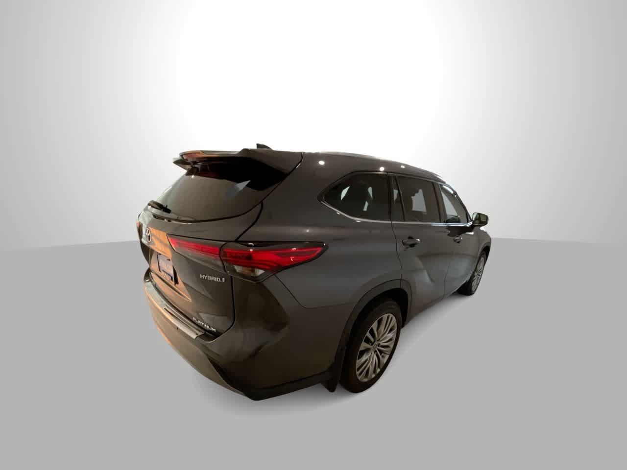 Used 2022 Toyota Highlander Platinum AWD/4WD image 8