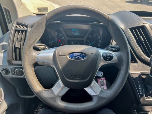 Used 2019 Ford Transit 250 130 Medium Roof image 44