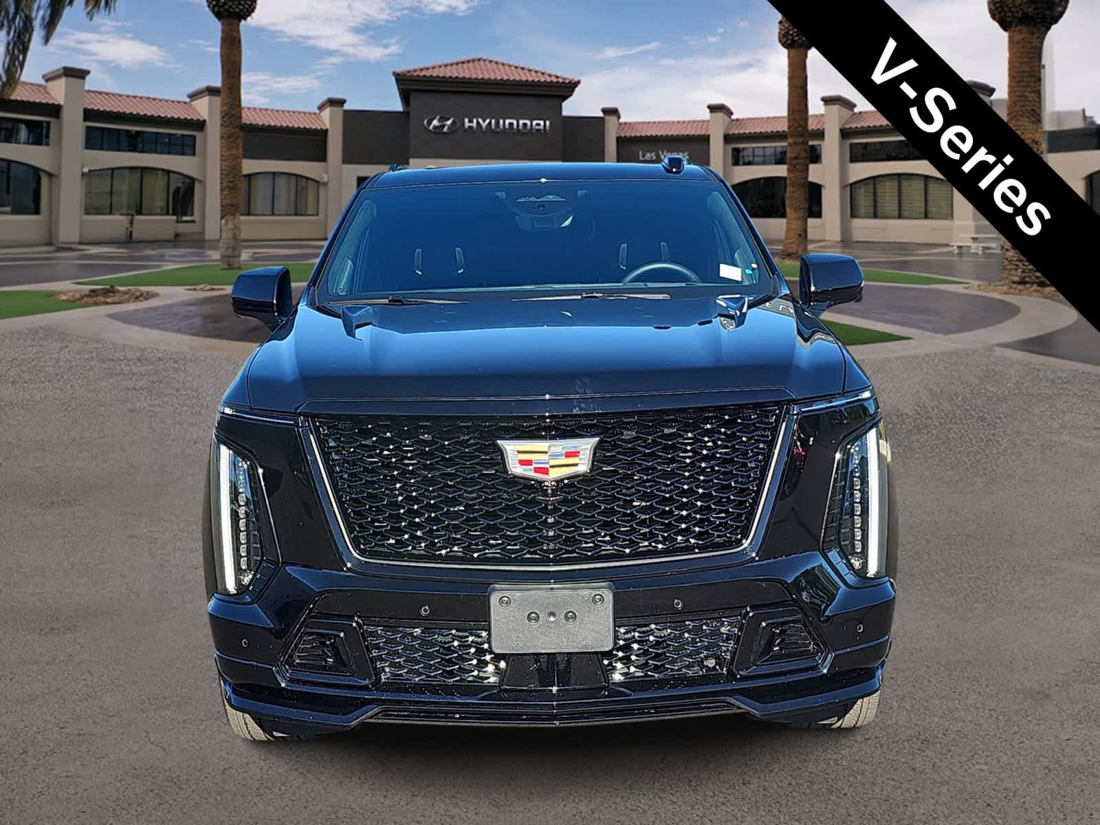 Used 2026 Cadillac Escalade V AWD/4WD image 3