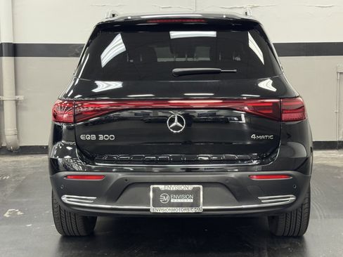 Certified 2024 Mercedes-Benz EQB 300 4MATIC image 10