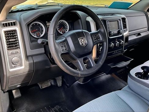 Used 2014 RAM 1500 Classic SLT AWD/4WD image 17