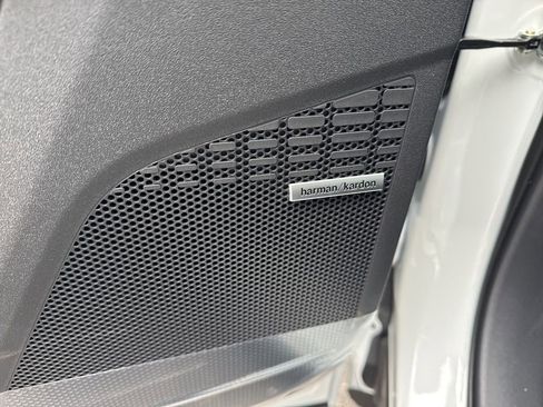 New 2026 Subaru Solterra Touring image 9